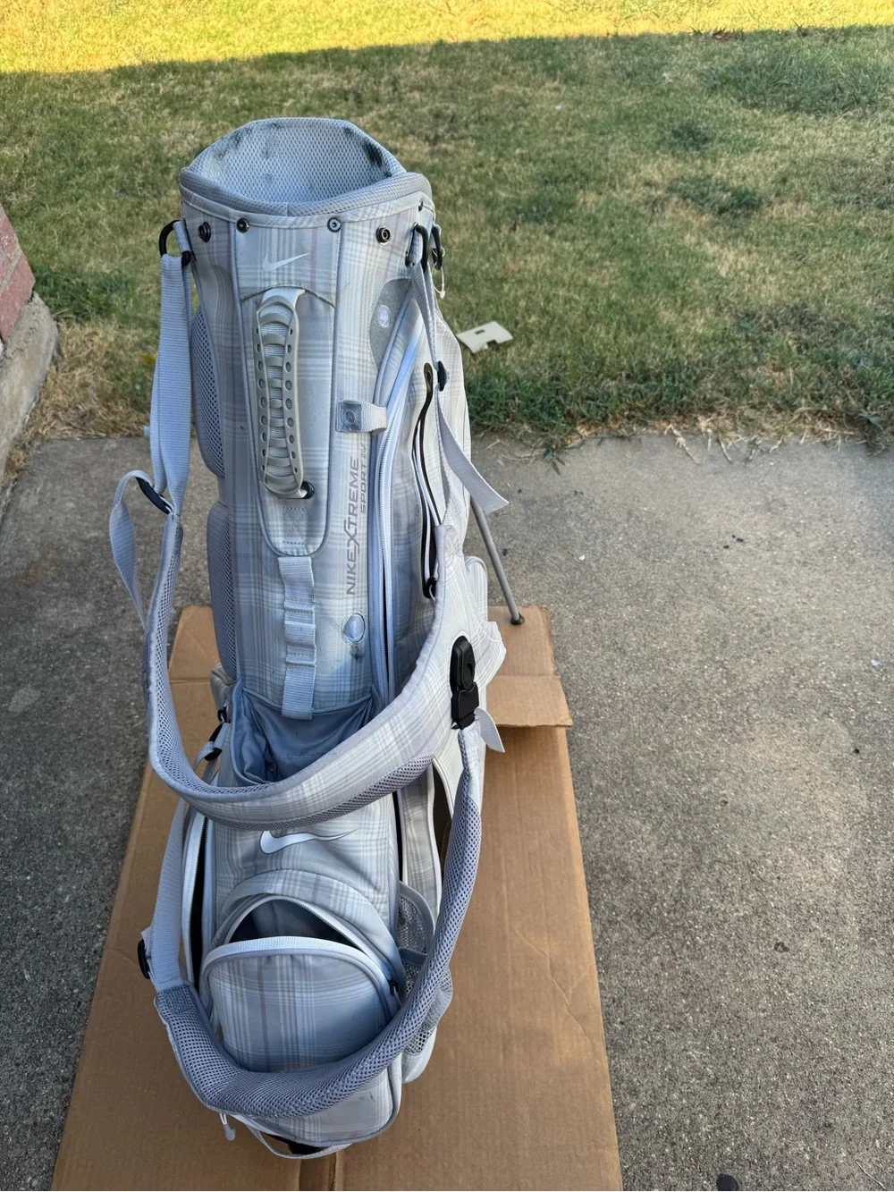 Nike Light Gray Plaid Men’s Golf Stand Bag